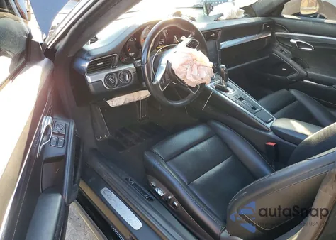 2018 Porsche 911 Carrera S из США, поврежденный, VIN WP0AB2A90JS123617